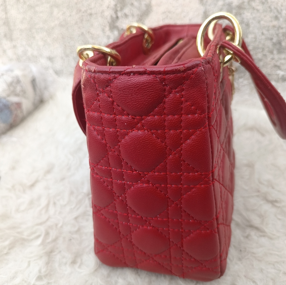 Diors classic Lady Dior bag with authenticity cards - Picture 3 of 15